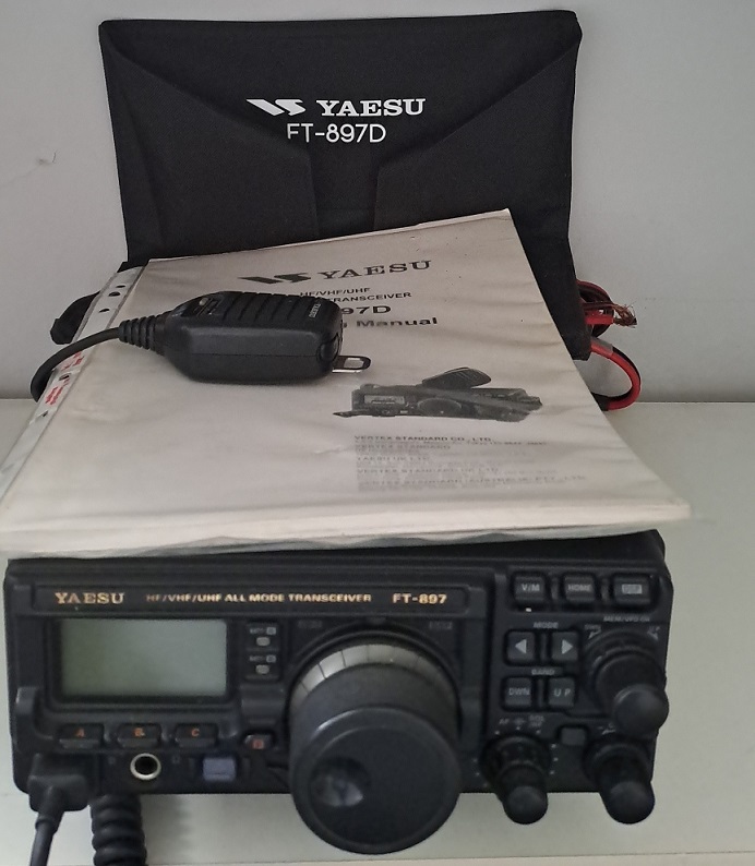 Yaesu FT897D HF/6m/2m/70cm transceiver
